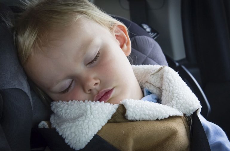6 Ways To Keep Your Minis Safe In The Car Mummyfique