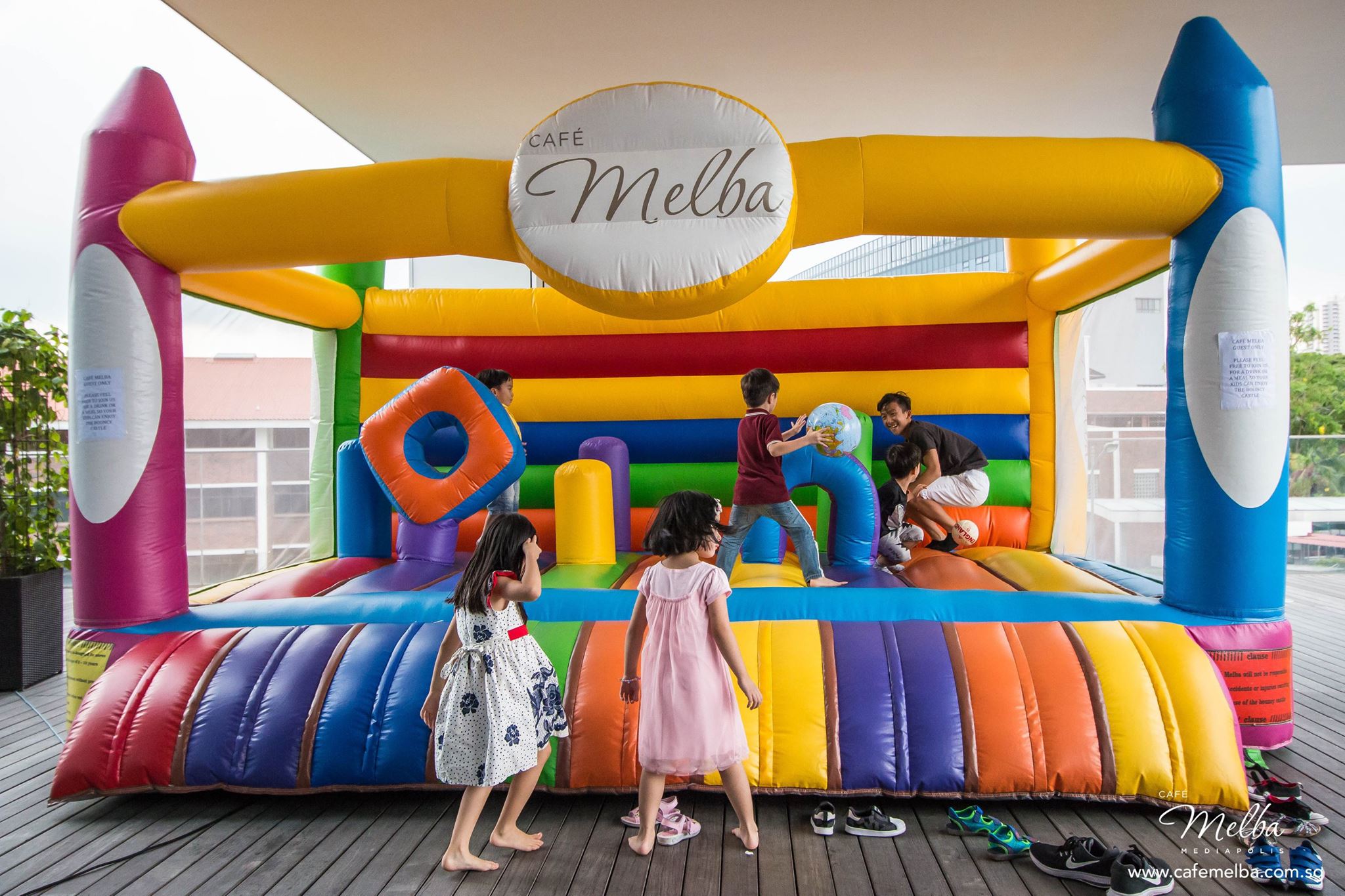 Restaurant with playground near me