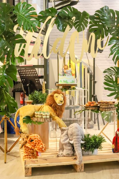 Safari-themed dessert table