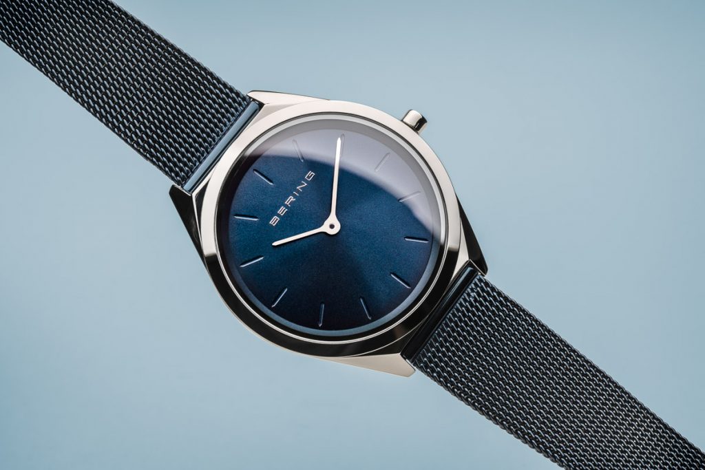 The BERING Ultra Slim watch, with a height of just 5mm, is effortlessly stylish.