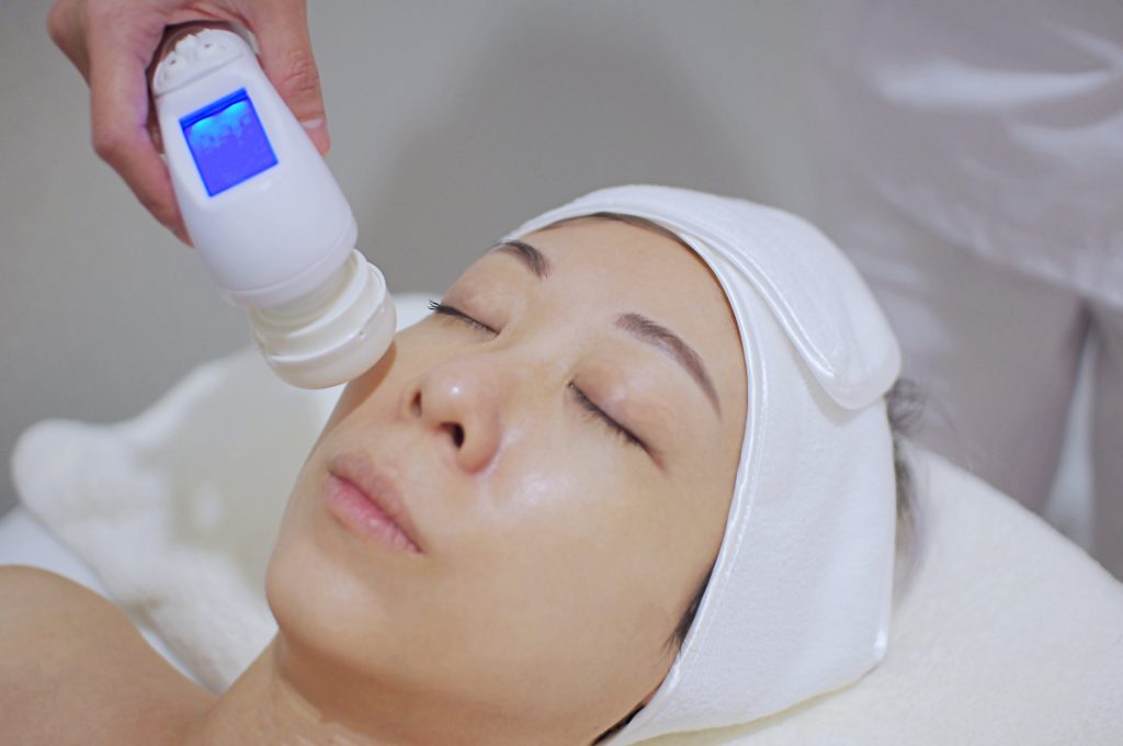 Get ready for the festive season with these amazing IDS Aesthetics facial treatments.