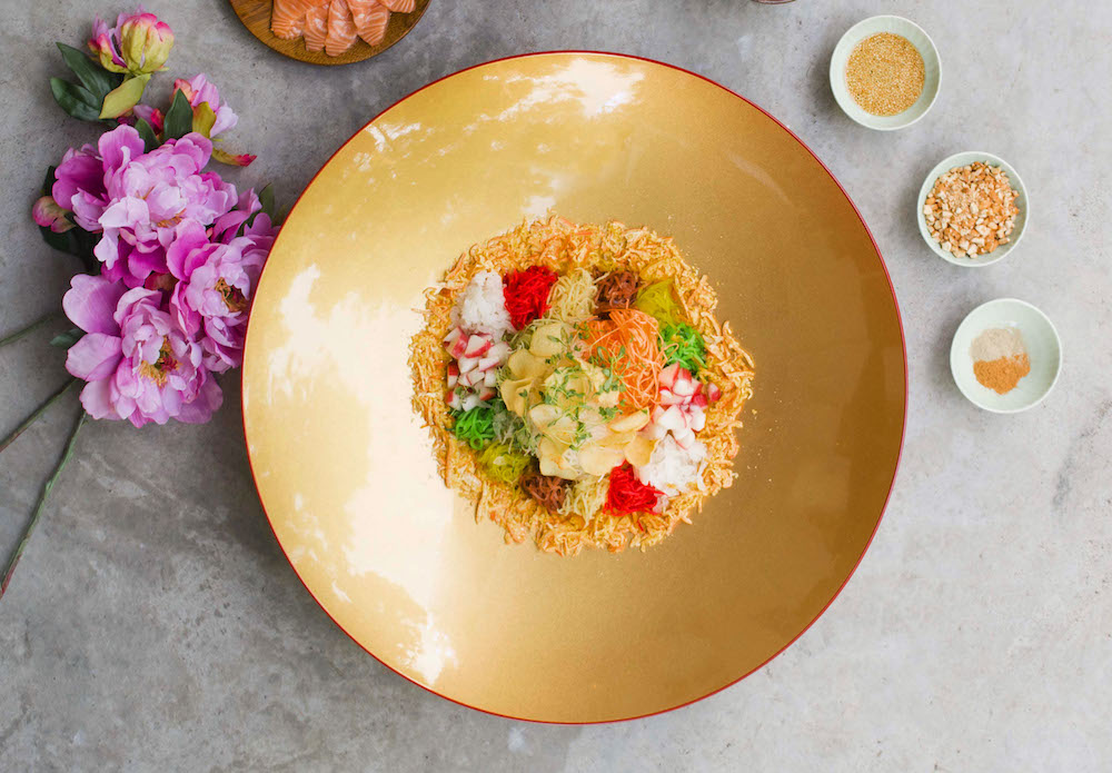 Toss to good health and prosperity this year with your yusheng platter (Image from Candlenut)