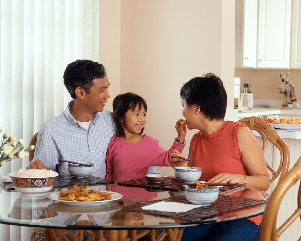 Learn mother tongue via daily interactions such as mealtimes
