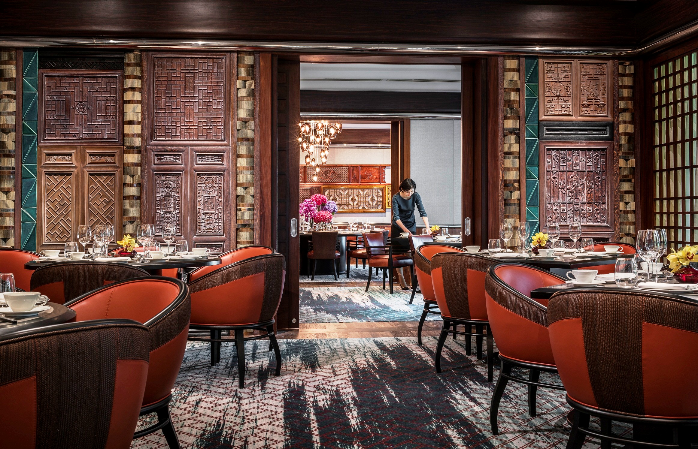 Four Seasons Hotel is home to the Michelin-starred Jiang-Nan Chun, a fine-dining establishment that serves up Cantonese delicacies