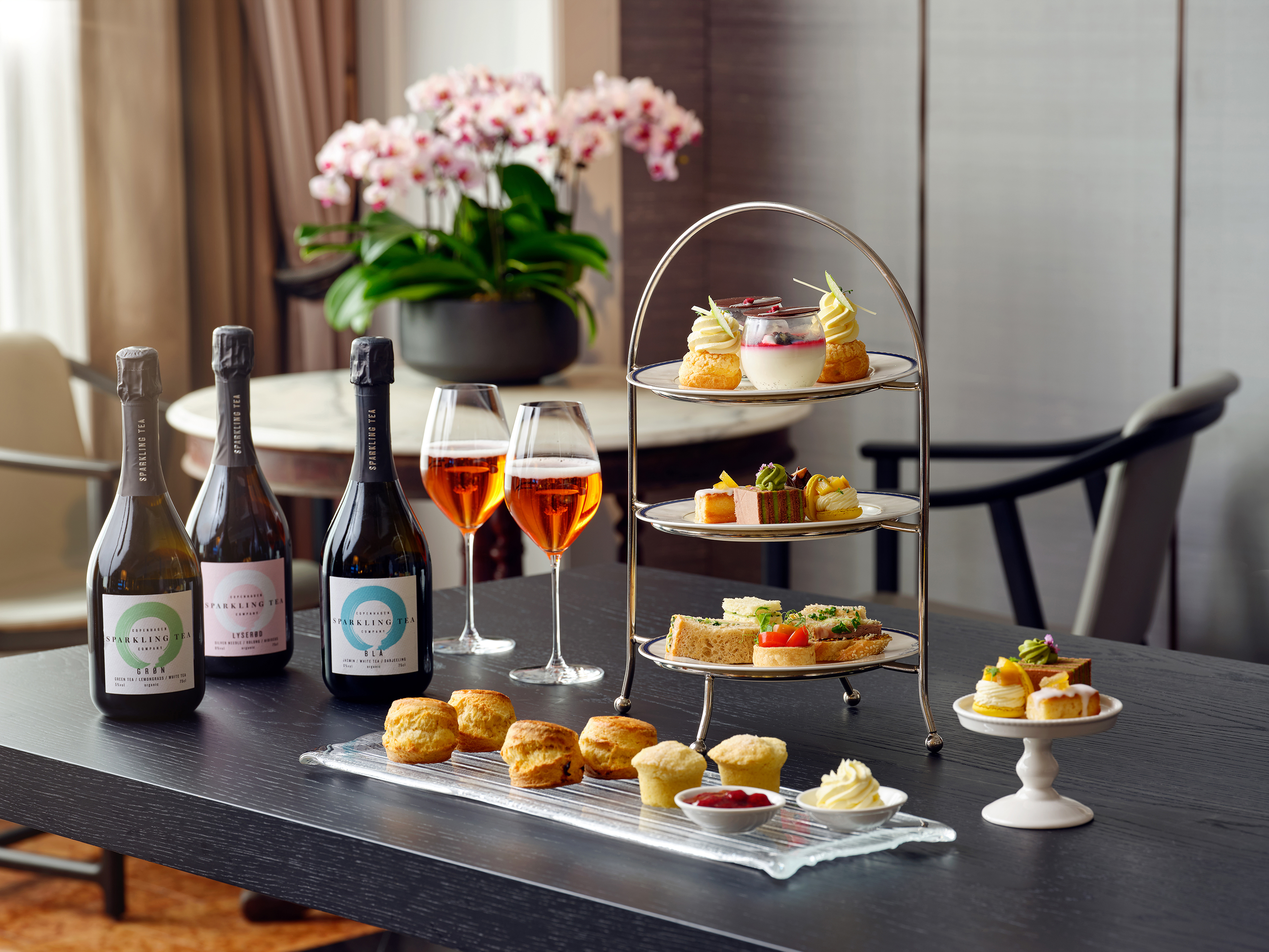 Afternoon Sparkling tea by Four Seasons Hotel Singapore