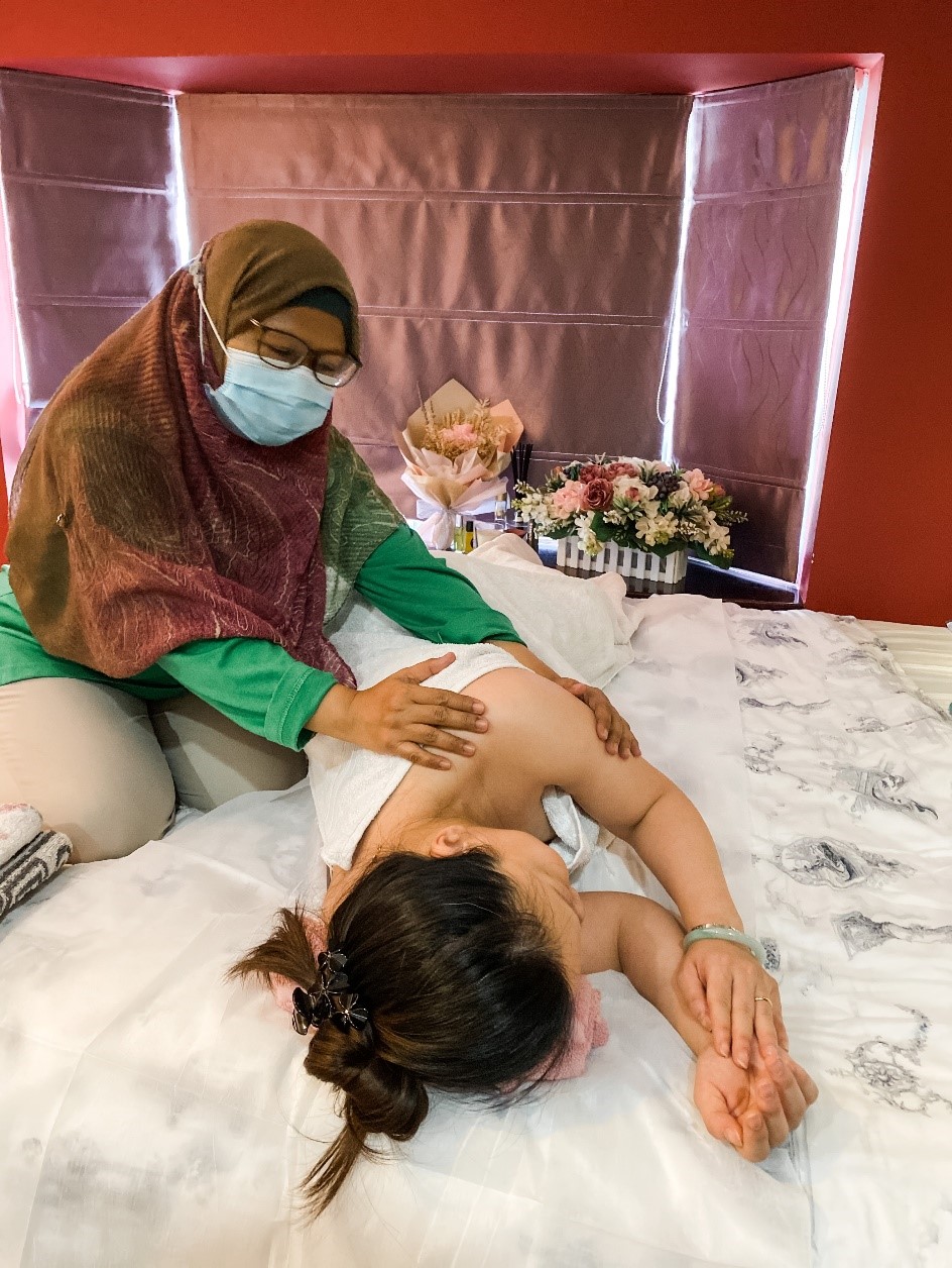 Postnatal Massage Singapore (PNSG) Review: By Mum-Of-Six With Five