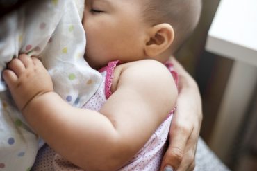 Dr Astrid Smeets clears up some breastfeeding nutrition myths for nursing mums. Image credit: Rawpixel
