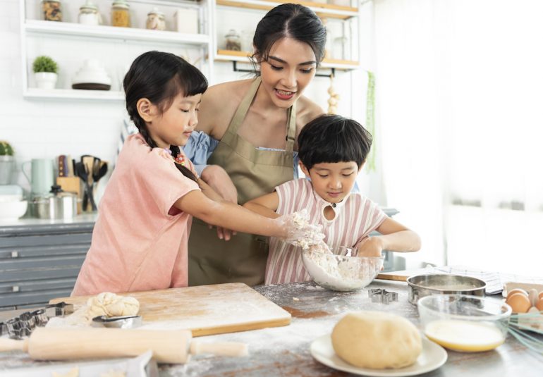 Kindness: Teaching Our Children to Be Kind - Mummyfique